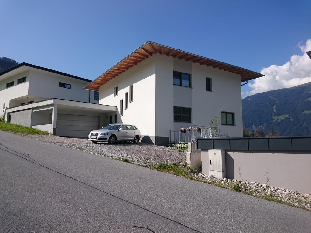 Ferienwohnung Kainer Zell am Ziller Esterno foto